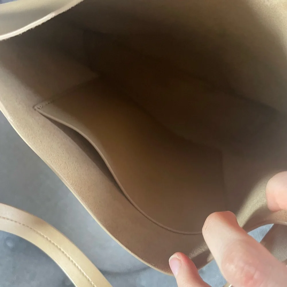 Everlane Cactus Leather Shoulder Bag Tote 🌵 - Picture 5 of 6